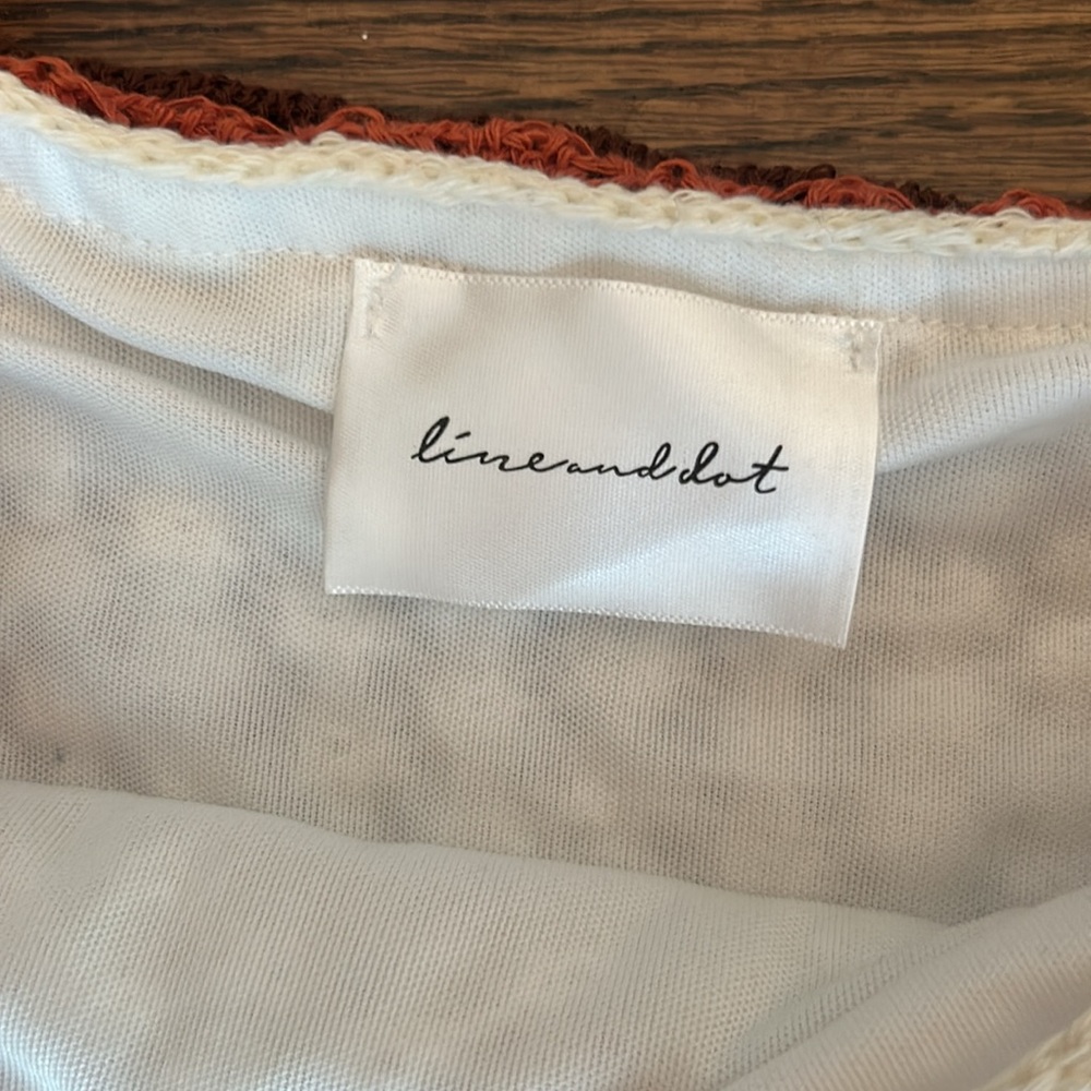 LINE & DOT NWOT small crochet dress. Perfect to transition to fall. - Picture 7 of 9